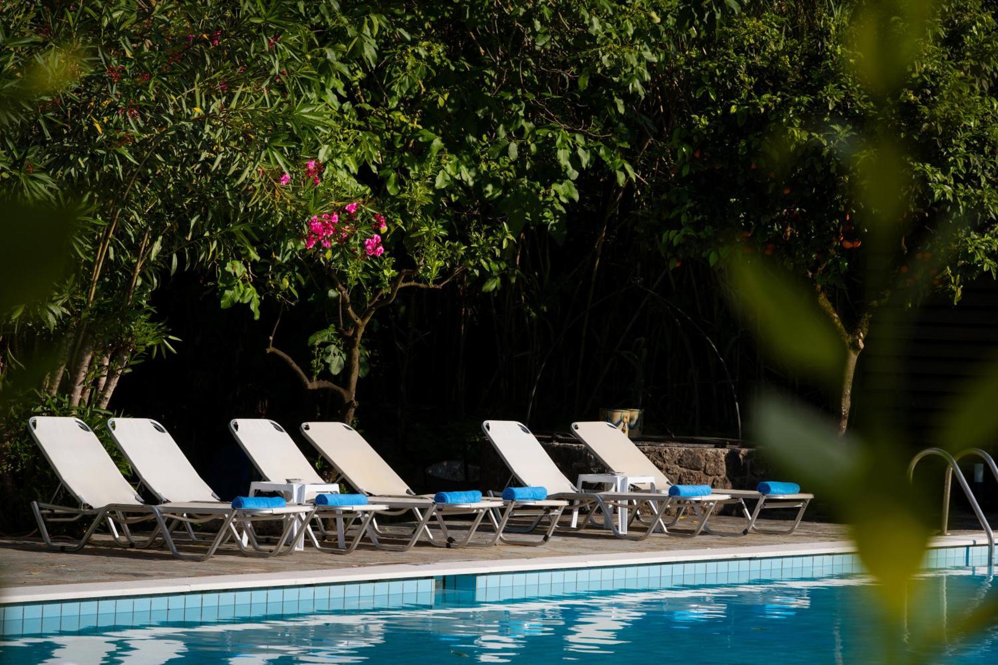 Orange Grove Suites Benitses  Zewnętrze zdjęcie