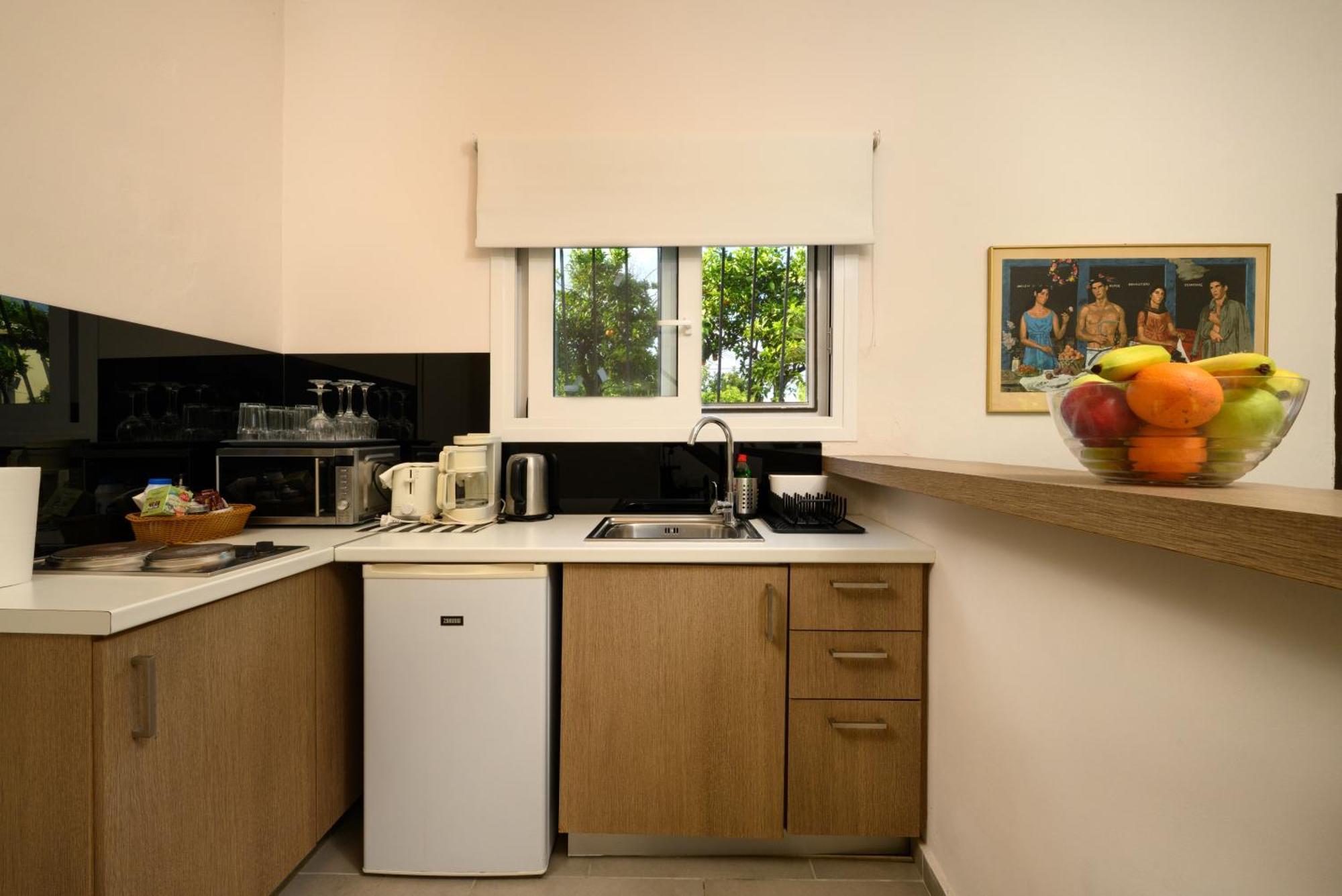 Orange Grove Suites Benitses  Zewnętrze zdjęcie