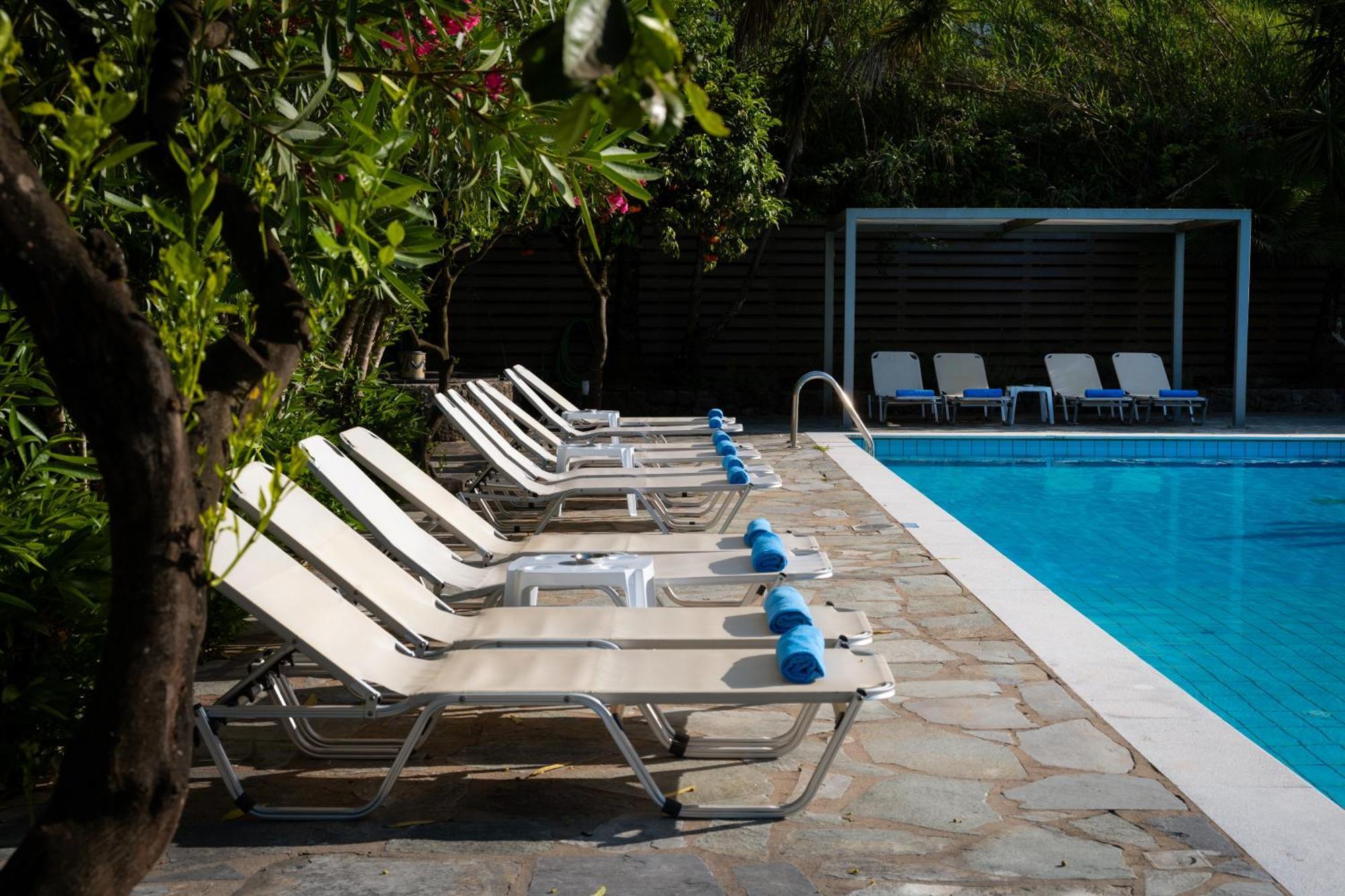 Orange Grove Suites Benitses  Zewnętrze zdjęcie