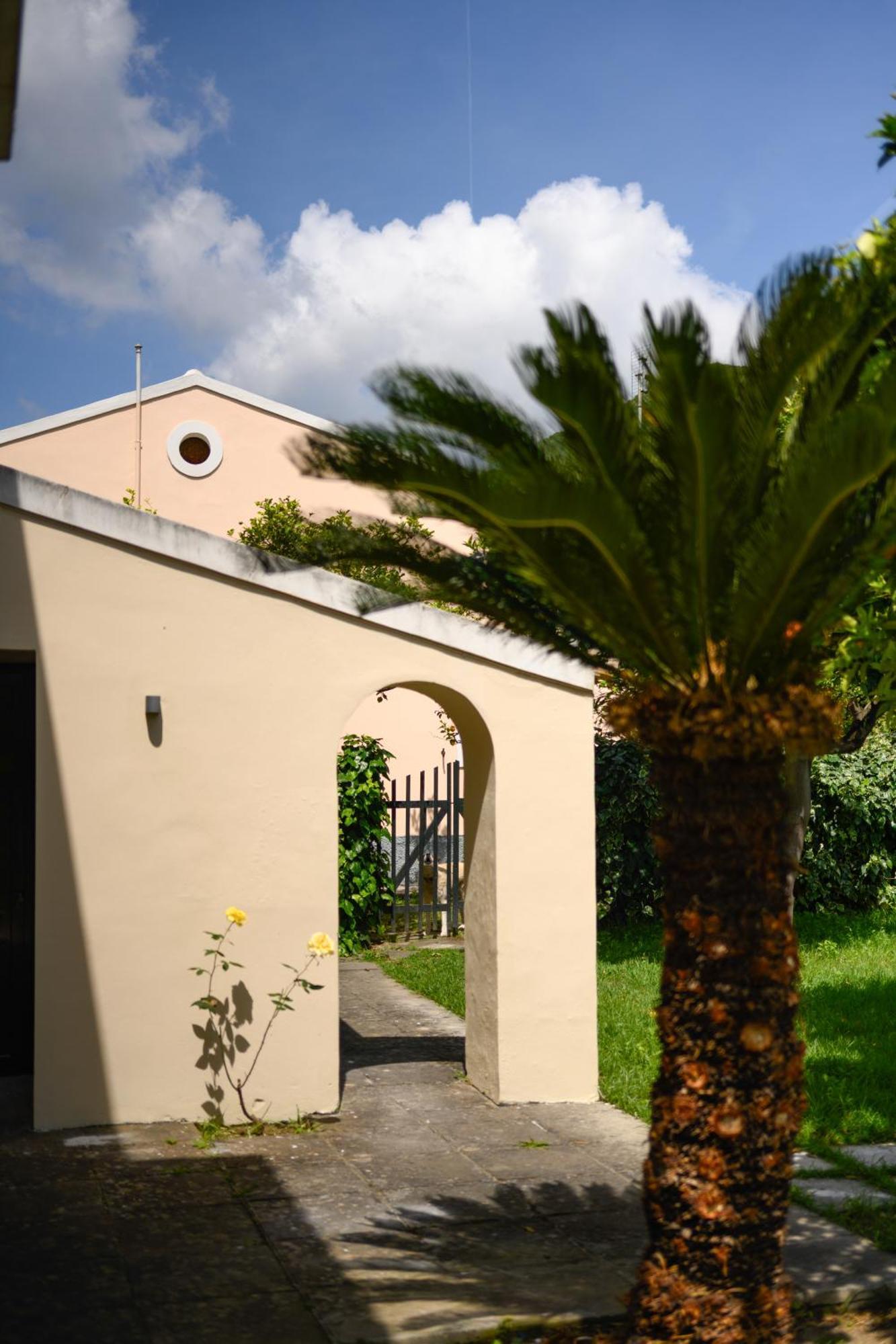 Orange Grove Suites Benitses  Zewnętrze zdjęcie